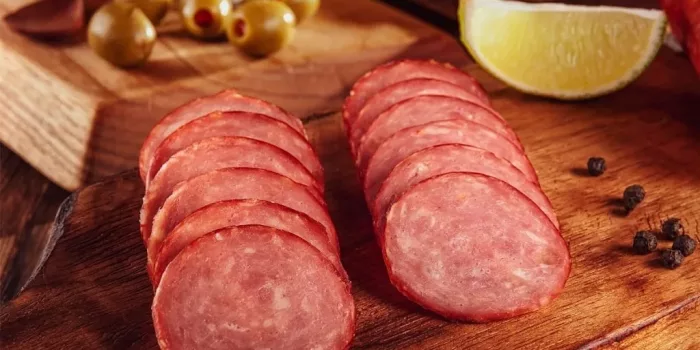 Does summer sausage go bad fast? How long should I keep it?