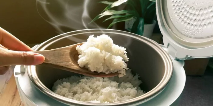 How To Reheat Rice In Rice Cooker: Top 4 Steps & Helpful Tips